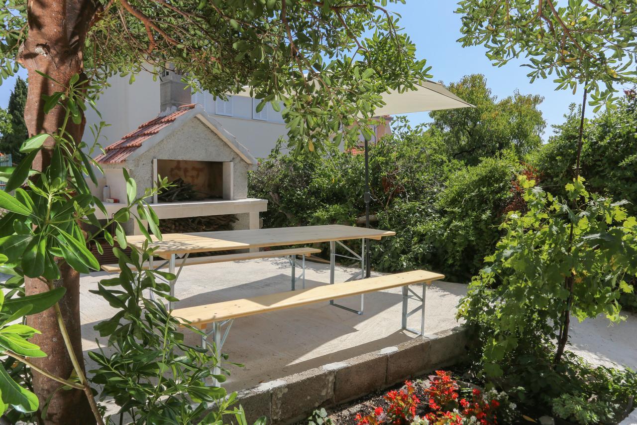 Apartment Vitaic Supetar Εξωτερικό φωτογραφία