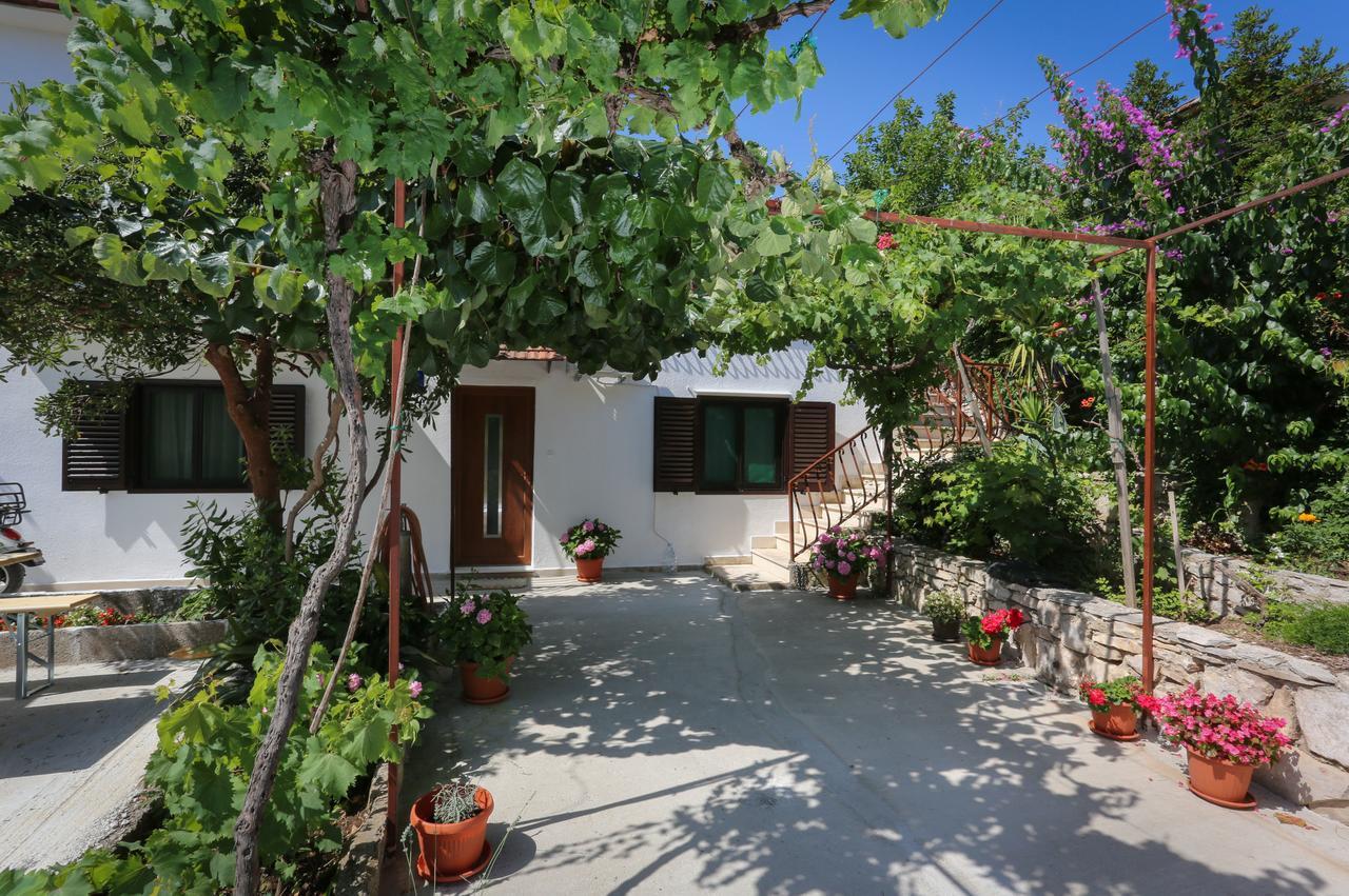 Apartment Vitaic Supetar Εξωτερικό φωτογραφία
