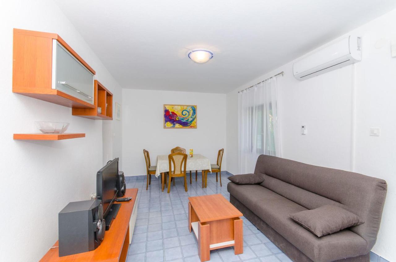 Apartment Vitaic Supetar Εξωτερικό φωτογραφία