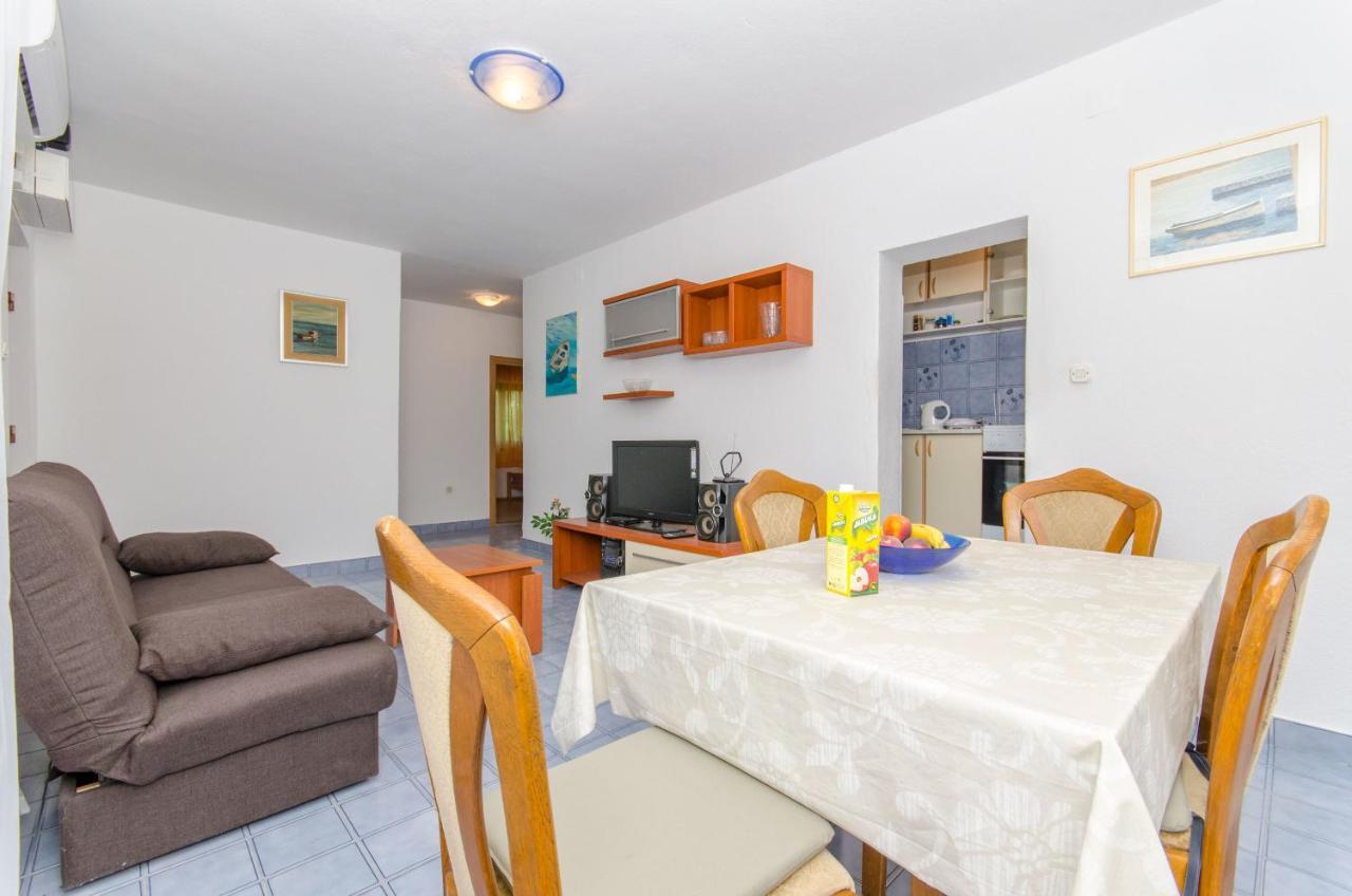 Apartment Vitaic Supetar Εξωτερικό φωτογραφία